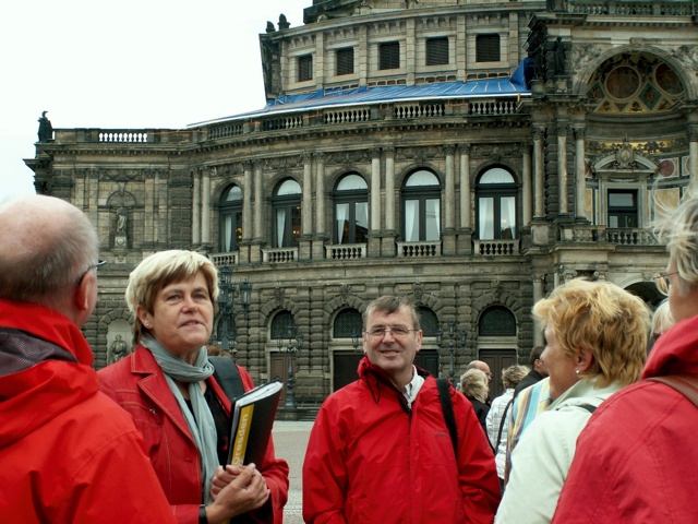 Die Semperoper - und nicht die Brauerei von Radeberger